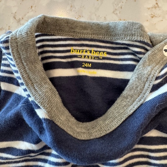 Burt’s Bees 24mos - Striped Blue and White Baby Romper - Picture 4 of 6